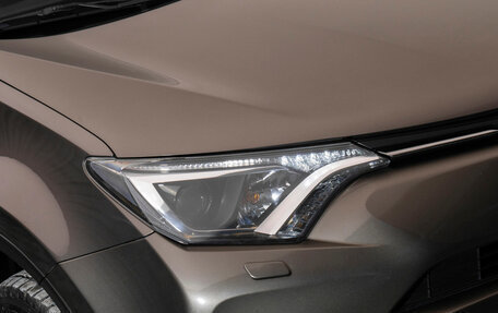 Toyota RAV4, 2017 год, 2 730 000 рублей, 24 фотография