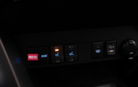 Toyota RAV4, 2017 год, 2 730 000 рублей, 18 фотография