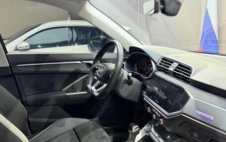 Audi Q3, 2022 год, 2 300 000 рублей, 8 фотография