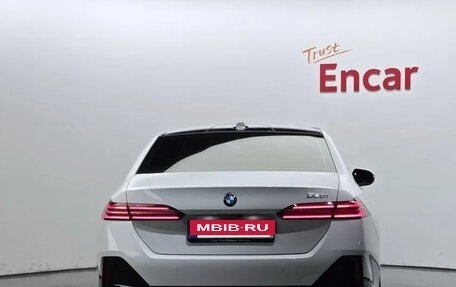 BMW 5 серия, 2023 год, 6 910 000 рублей, 4 фотография