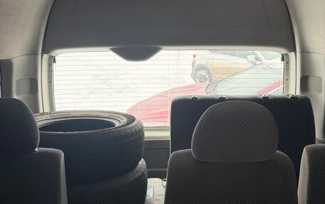 Toyota HiAce H200, 2008 год, 1 789 000 рублей, 13 фотография