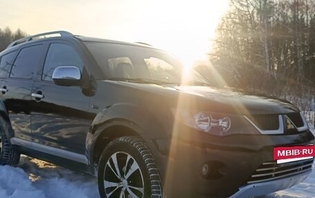 Mitsubishi Outlander III рестайлинг 3, 2008 год, 887 000 рублей, 3 фотография