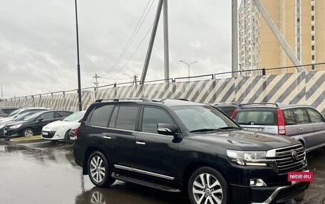 Toyota Land Cruiser 200, 2016 год, 8 250 000 рублей, 3 фотография