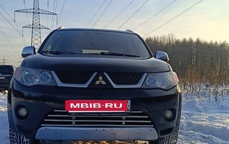 Mitsubishi Outlander III рестайлинг 3, 2008 год, 887 000 рублей, 12 фотография