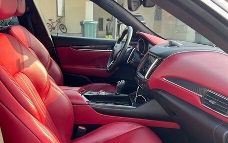 Maserati Levante I, 2017 год, 3 500 000 рублей, 4 фотография