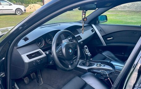 BMW 5 серия, 2006 год, 2 000 000 рублей, 21 фотография