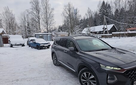 Hyundai Santa Fe IV, 2019 год, 2 235 000 рублей, 2 фотография