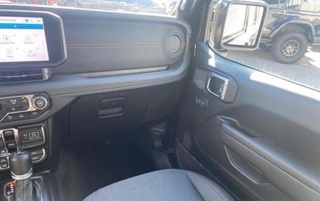 Jeep Wrangler, 2022 год, 5 400 000 рублей, 24 фотография