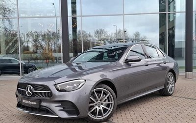 Mercedes-Benz E-Класс, 2022 год, 7 369 000 рублей, 1 фотография