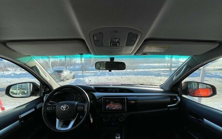 Toyota Hilux VIII, 2019 год, 3 200 000 рублей, 22 фотография