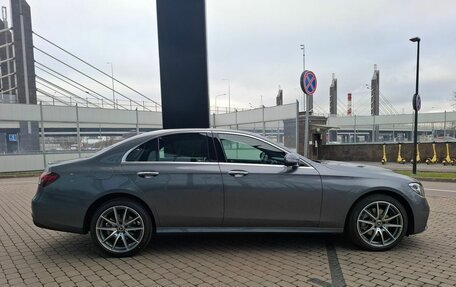 Mercedes-Benz E-Класс, 2022 год, 7 369 000 рублей, 6 фотография