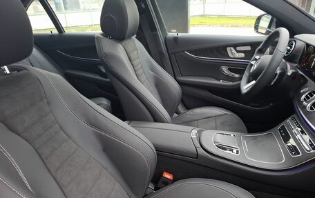 Mercedes-Benz E-Класс, 2022 год, 7 369 000 рублей, 21 фотография