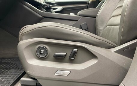 Volkswagen Touareg III, 2019 год, 4 899 000 рублей, 17 фотография