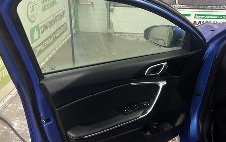 KIA cee'd III, 2019 год, 1 900 000 рублей, 20 фотография