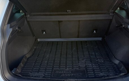 Volkswagen Tiguan II, 2021 год, 4 250 000 рублей, 8 фотография