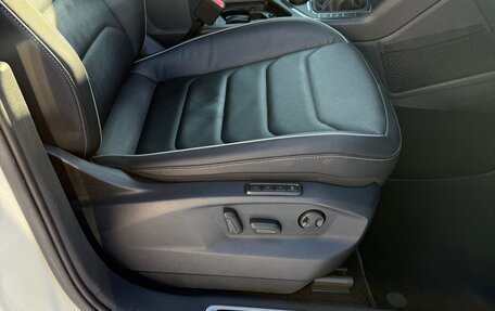 Volkswagen Tiguan II, 2021 год, 4 250 000 рублей, 25 фотография