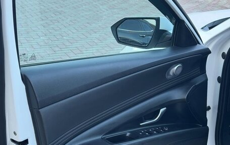 Hyundai Elantra, 2022 год, 1 949 000 рублей, 10 фотография