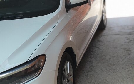 Volkswagen Polo VI (EU Market), 2021 год, 1 670 000 рублей, 3 фотография