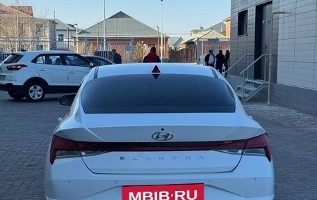 Hyundai Elantra, 2022 год, 1 949 000 рублей, 6 фотография