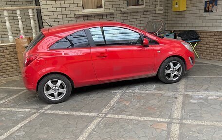 Opel Corsa D, 2011 год, 650 000 рублей, 2 фотография