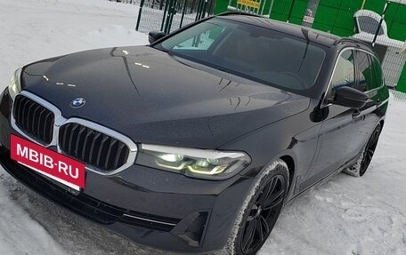 BMW 5 серия, 2022 год, 4 200 000 рублей, 4 фотография