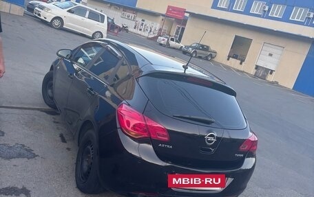 Opel Astra J, 2011 год, 660 000 рублей, 3 фотография