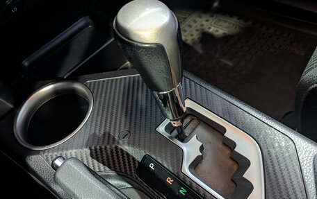 Toyota RAV4, 2014 год, 1 850 000 рублей, 24 фотография