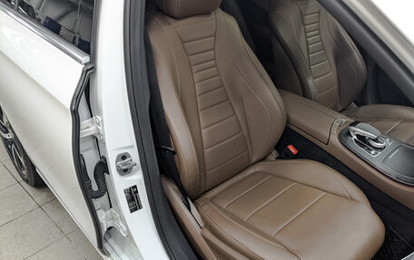 Mercedes-Benz E-Класс, 2020 год, 4 050 000 рублей, 24 фотография