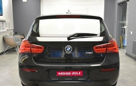 BMW 1 серия, 2018 год, 2 185 000 рублей, 26 фотография