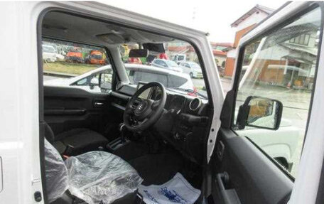 Suzuki Jimny, 2023 год, 1 390 000 рублей, 12 фотография