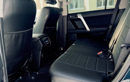 Toyota Land Cruiser Prado 150 рестайлинг 2, 2021 год, 5 300 000 рублей, 8 фотография