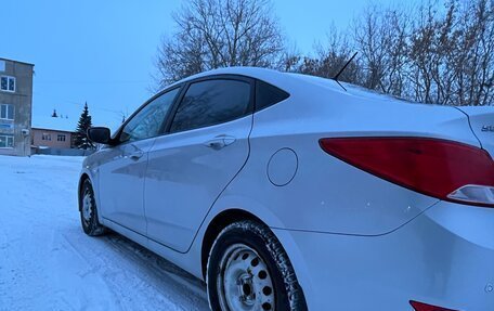 Hyundai Solaris II рестайлинг, 2016 год, 1 250 000 рублей, 4 фотография