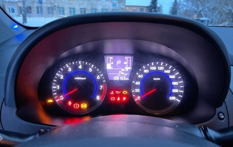 Hyundai Solaris II рестайлинг, 2016 год, 1 250 000 рублей, 9 фотография