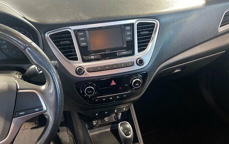 Hyundai Solaris II рестайлинг, 2019 год, 1 450 000 рублей, 18 фотография