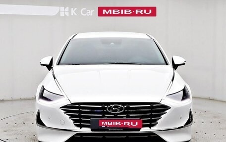 Hyundai Sonata VIII, 2022 год, 2 300 000 рублей, 6 фотография
