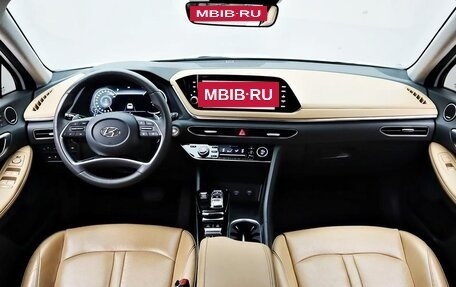 Hyundai Sonata VIII, 2022 год, 2 300 000 рублей, 8 фотография