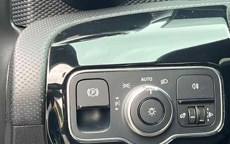 Mercedes-Benz A-Класс, 2022 год, 1 820 000 рублей, 16 фотография