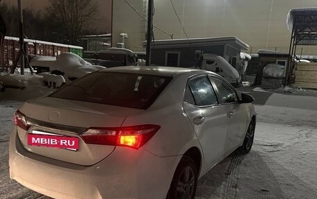 Toyota Corolla, 2014 год, 950 000 рублей, 3 фотография