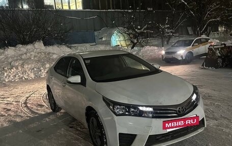 Toyota Corolla, 2014 год, 950 000 рублей, 6 фотография