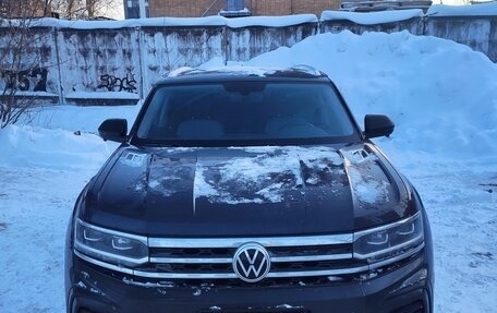 Volkswagen Teramont I, 2022 год, 4 490 000 рублей, 2 фотография