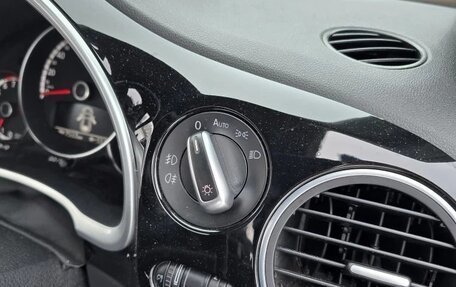 Volkswagen Beetle, 2013 год, 1 200 000 рублей, 15 фотография