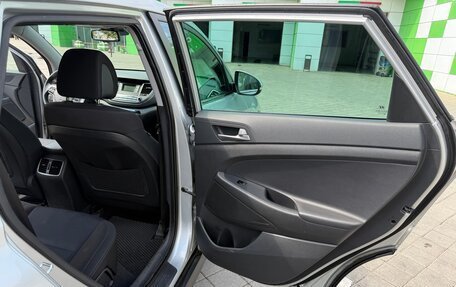 Hyundai Tucson III, 2017 год, 1 799 000 рублей, 9 фотография