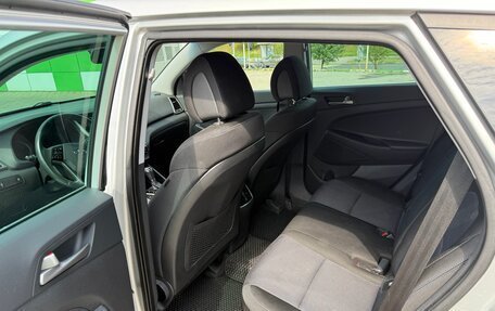 Hyundai Tucson III, 2017 год, 1 799 000 рублей, 11 фотография