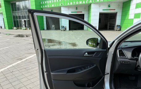 Hyundai Tucson III, 2017 год, 1 799 000 рублей, 13 фотография