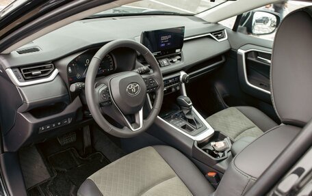 Toyota RAV4, 2025 год, 4 695 000 рублей, 13 фотография