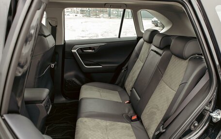 Toyota RAV4, 2025 год, 4 695 000 рублей, 18 фотография