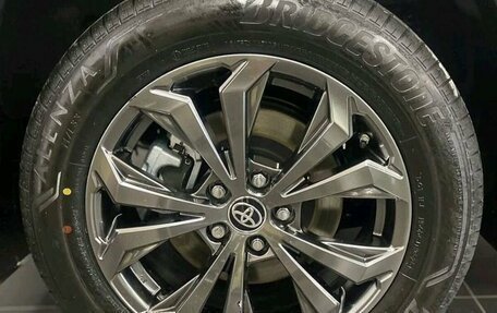 Toyota RAV4, 2025 год, 4 400 000 рублей, 13 фотография