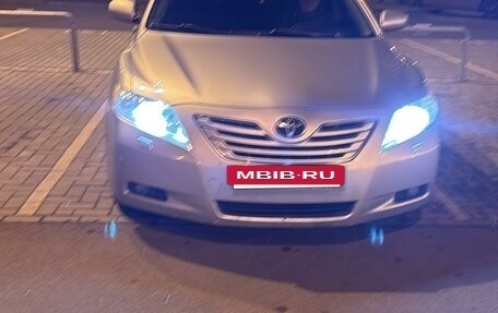 Toyota Camry, 2008 год, 785 000 рублей, 2 фотография