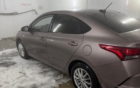 Hyundai Solaris II рестайлинг, 2021 год, 1 655 000 рублей, 33 фотография