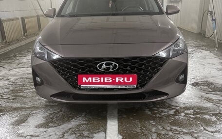Hyundai Solaris II рестайлинг, 2021 год, 1 655 000 рублей, 32 фотография